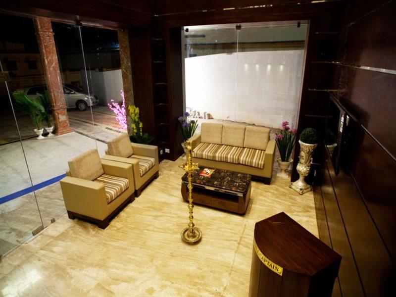 Hotel Mahalakshmi Residency 콜루루 외부 사진